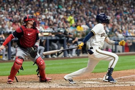 Five-run bullpen blowup dooms Twins in loss to Brewers